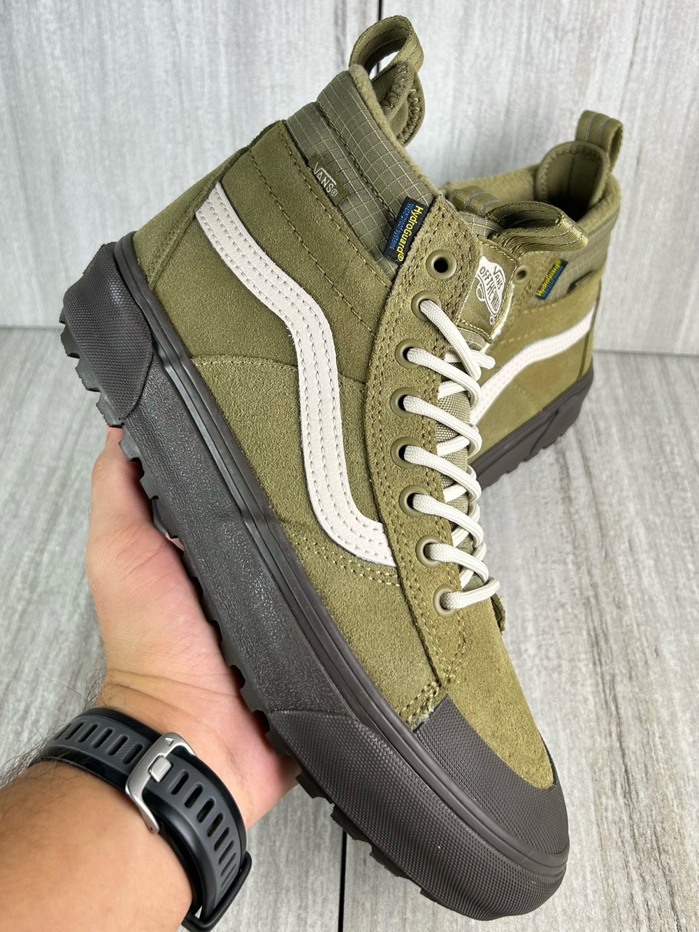 NEW Vans Sk8-Hi MTE Olive Green Waterproof Insulated Sneaker Boot Women’s Size 8